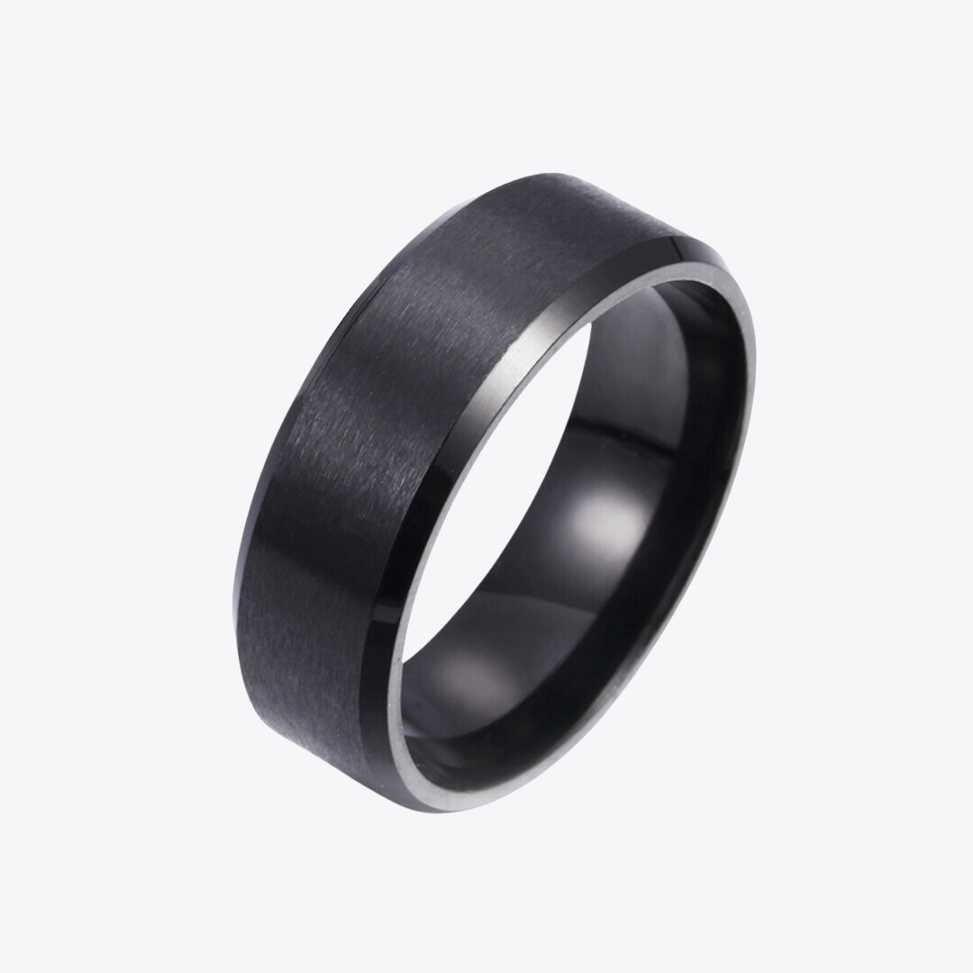 STAINLESS 8MM RING BLACK